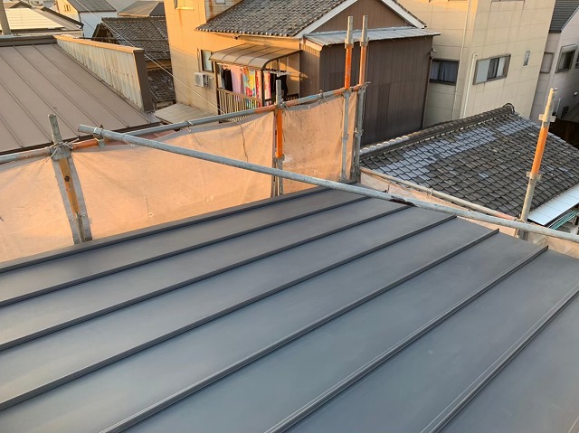 立平工法で片流れ屋根施工